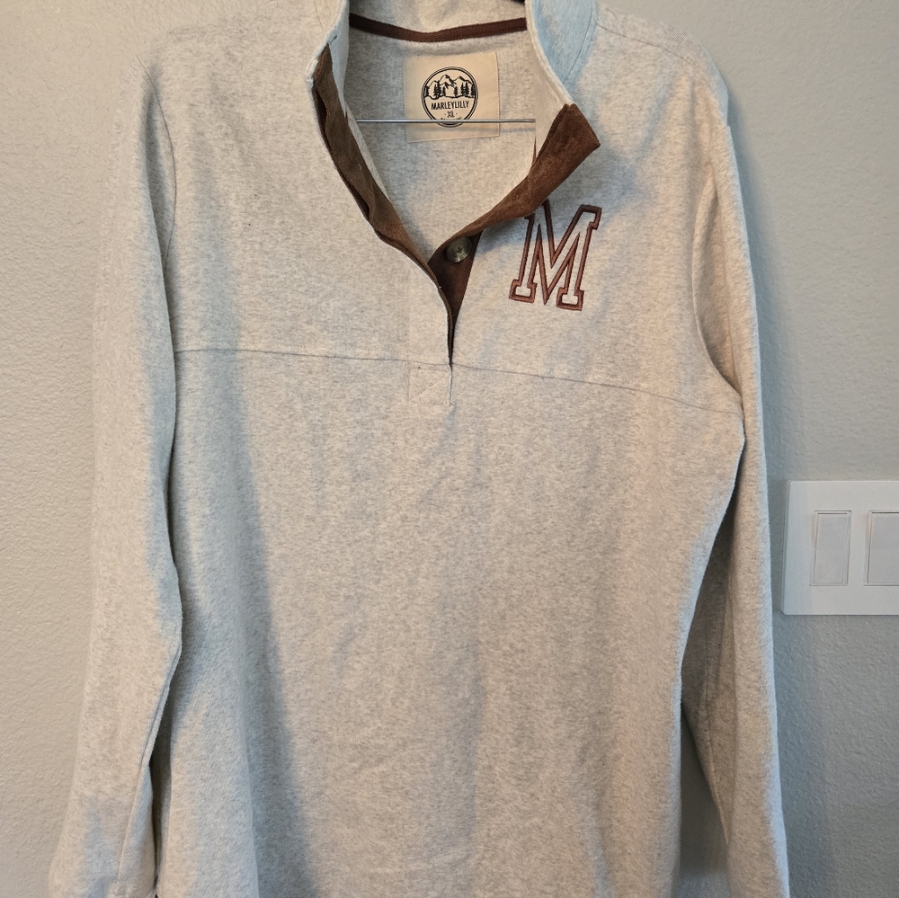 MarleyLilly XL M INITIAL Embrodiered 3/4 Button Up Sweater